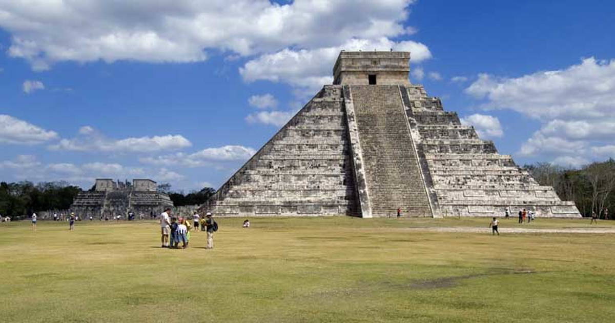 Straightforward image of the main pyramid