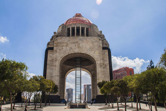 Beautiful daytime image of the Triumphal Arc located at the National Museum of the Revolution